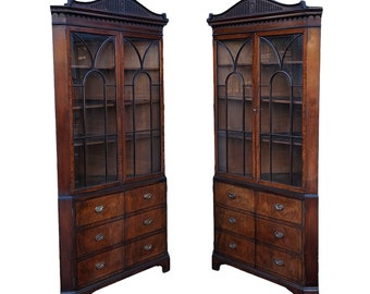 Rare Pair Antique Mahogany Schmieg & Kotzian NY Corner Cabinet Cupboards, c1930s