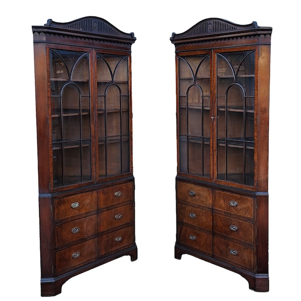 Rare Pair Antique Mahogany Schmieg & Kotzian NY Corner Cabinet Cupboards, c1930s