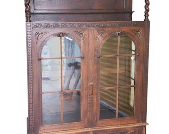 Antique Carved German Renaissance Revival Oak Bookcase Display Cabinet, 1880
