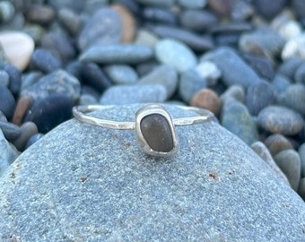 Olive Green Sea Glass Ring: Hammered Sterling Silver, US Size 9