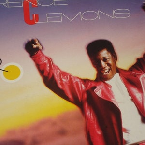 Pu&ograve; includere: Copertina dell'album con Clarence Clemons in giacca di pelle rossa con le braccia alzate. Lo sfondo ha una sfumatura di arancione, giallo e viola. Il nome "Clarence Clemons" &egrave; in alto, con una "R" stilizzata e un cerchio giallo.