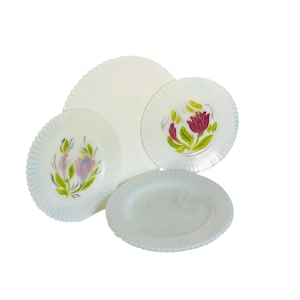 MacBeth Evans Monax Petalware Plates Dinnerware