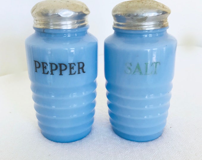 Vintage Delphite Beehive Salt and Pepper Shakers Etsy