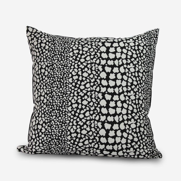 Black and white pillow case, sofa cushion cover 22x22, euro sham 26x26, throw pillows 24x24, pillow covers 20x20