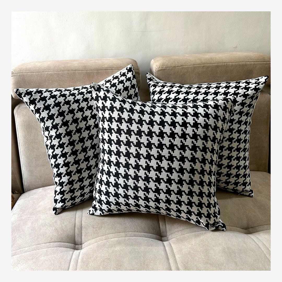 A Sunflower on Black Houndstooth 18 Inch Pillow Cover