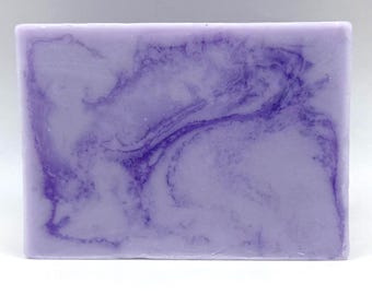 Lavender Bloom Seifenstück mit Sheabutter, Jojoba Öl und Kaolin Tonerde
