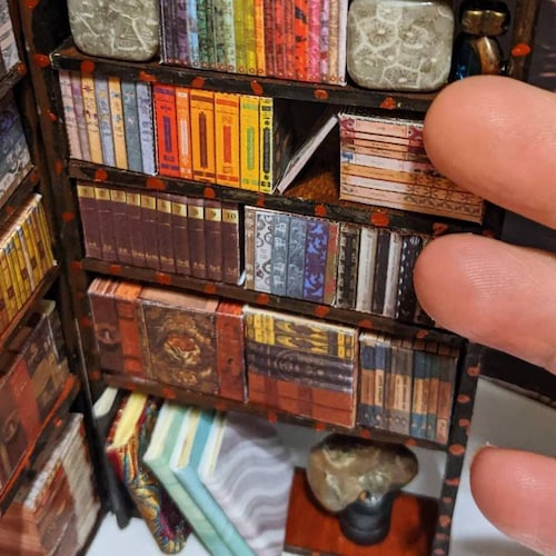 Puppenhaus Miniatur – Altes Bücher-Set Für Schreibtisch Oder Bibliothek, Maßstab 1:12