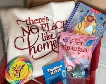 The Wonderful Wizard of Oz Book Box with throw, treat tornado maker