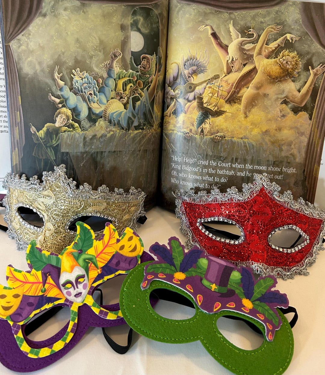 King Bidgood's in the Bathtub Book Box With Masks and Manipulatives - Etsy
