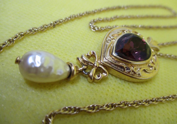 Vintage Avon Faux Amethyst Faux Pearl Heart Penda… - image 9