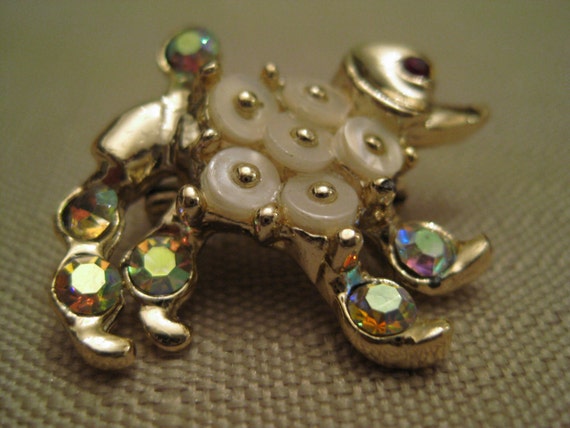 AB RHINESTONE POODLE Brooch Mother Of Pearl Gold … - image 4