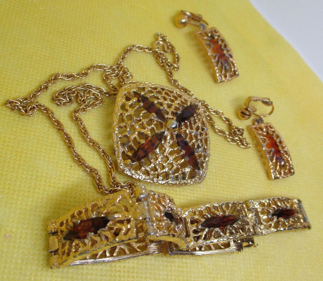 S H P INC BROWN Colored Navette RHINESTONE Filigree Goldtone