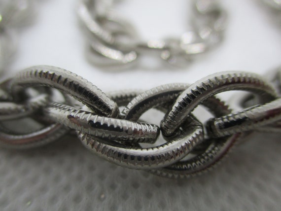 Heavy Textured Large Link Necklace Silver Tone Me… - image 8