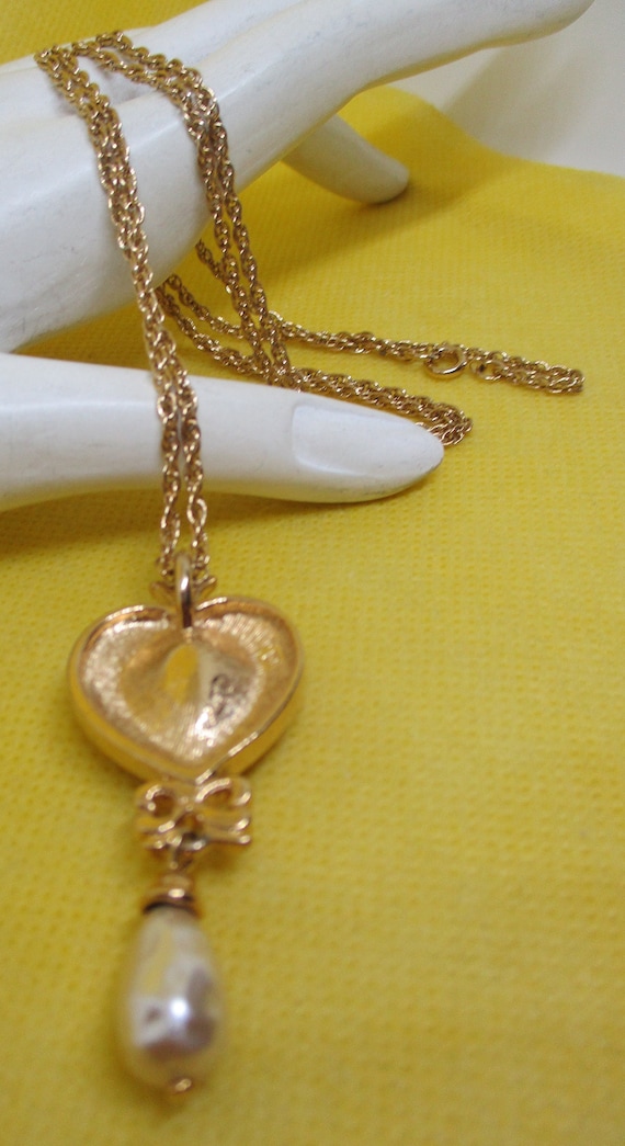 Vintage Avon Faux Amethyst Faux Pearl Heart Penda… - image 7