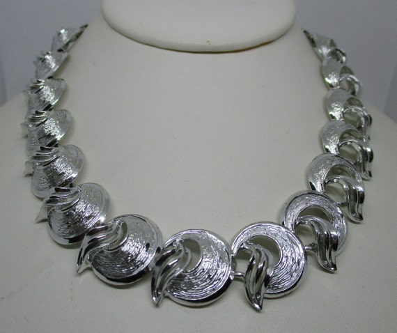 NEVER WORN CORO Necklace Coro Silver Tone Metal O… - image 2