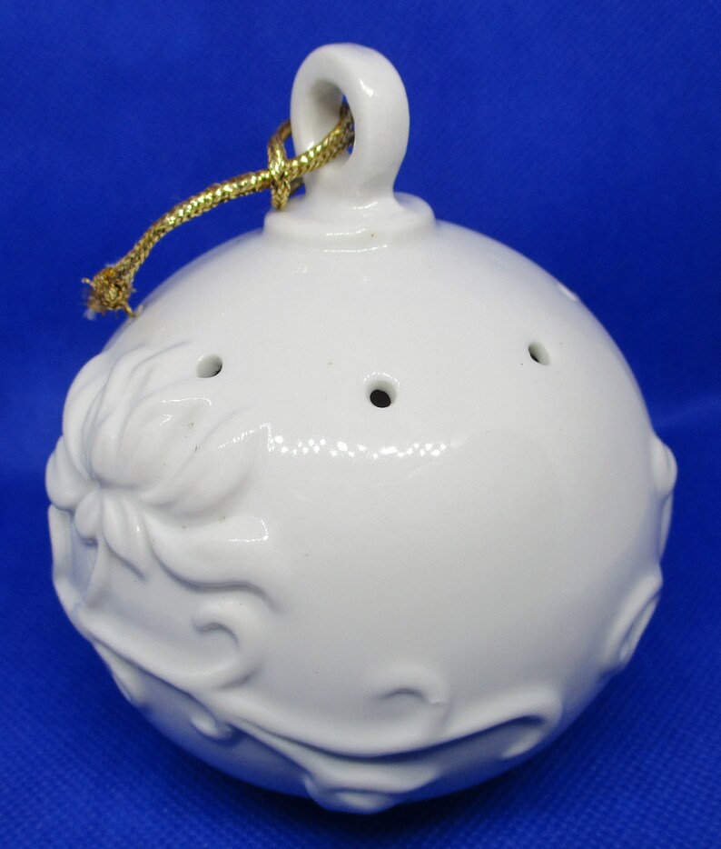 LARGE Raised Floral Design Porcelain POTPOURRI BALL White Etsy
