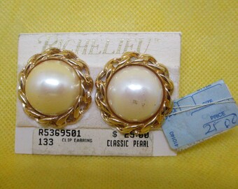 Vintage Richelieu Faux Pearl Clip On Earrings: Gold Tone Chain, 1980s
