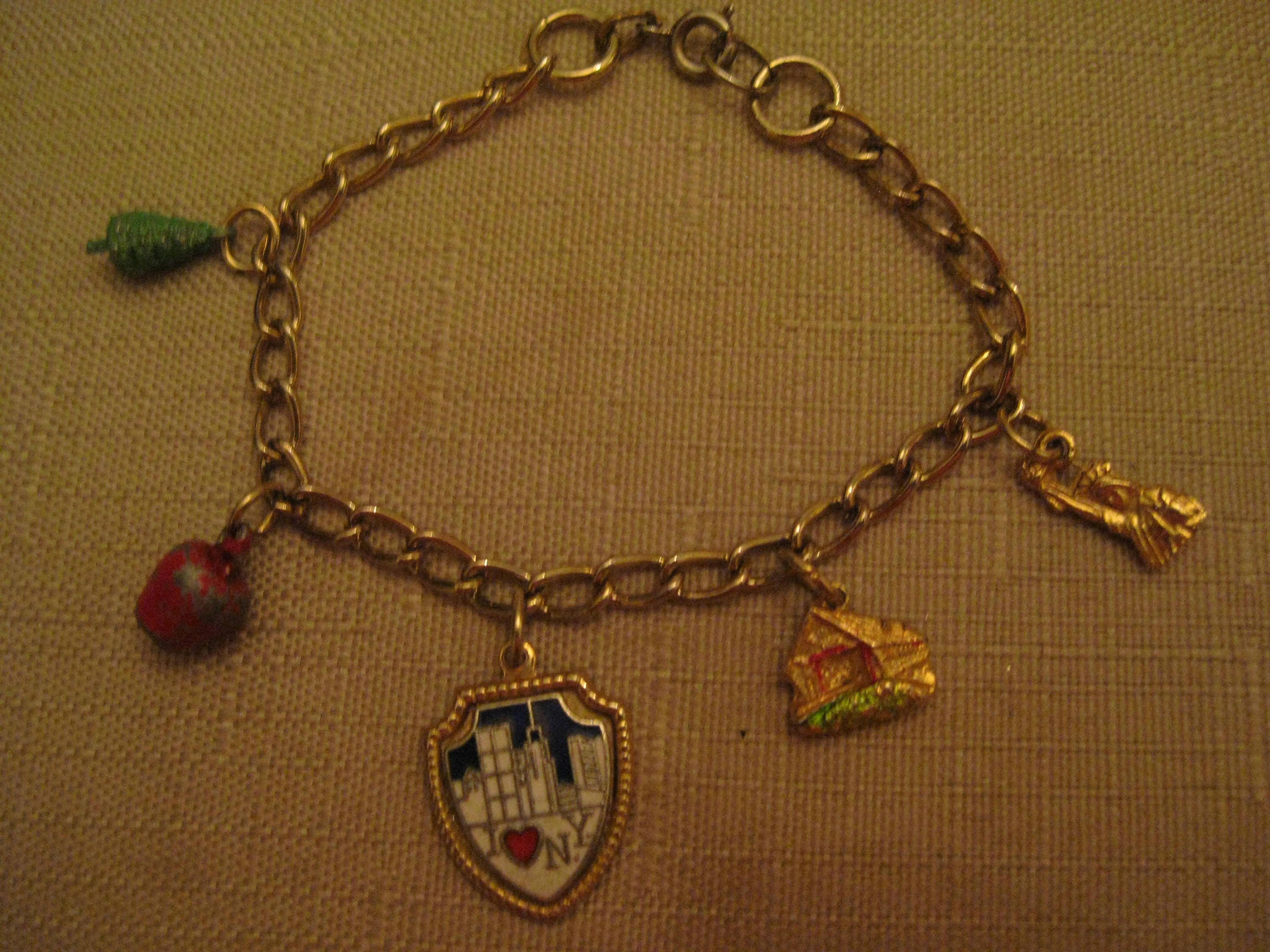 NEW YORK CHARM Bracelet Gold Tone Metal Chain Bracelet Charms | Etsy