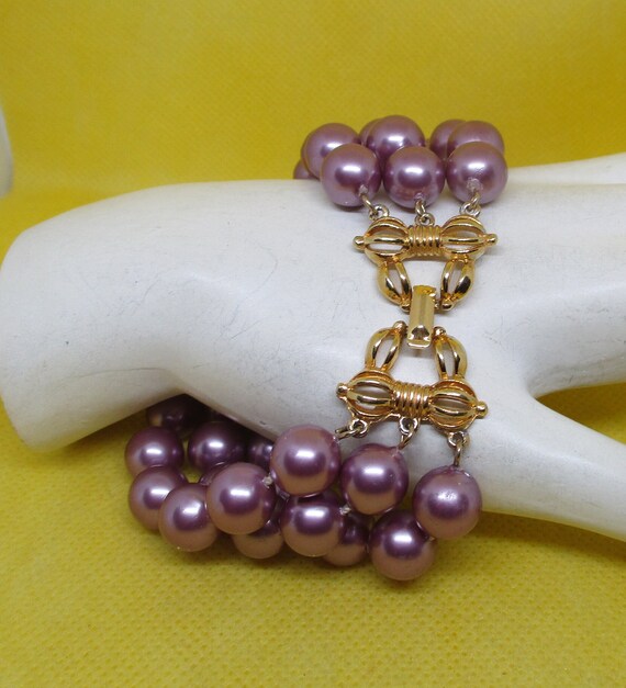 Vtg. MARVELLA PEARL BRACELET Triple Strand Lavende