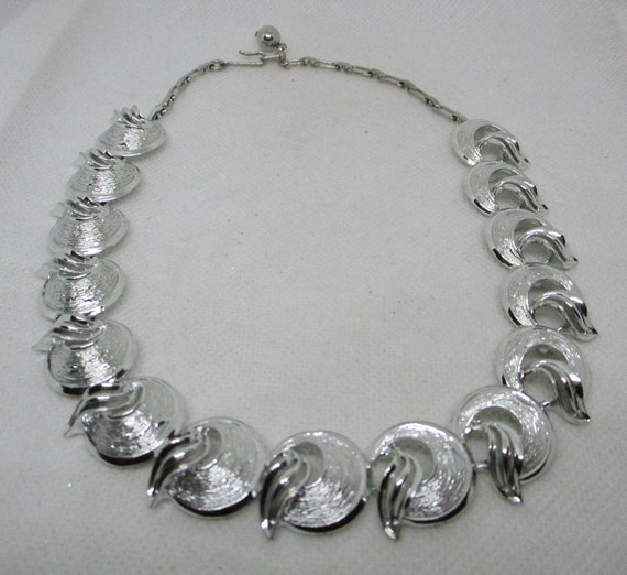 NEVER WORN CORO Necklace Coro Silver Tone Metal O… - image 5