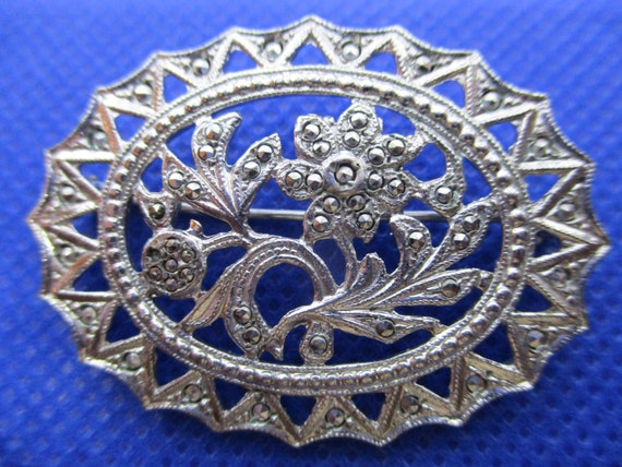 Sterling Silver Marcasite Brooch Art Nouveau 1930… - image 1