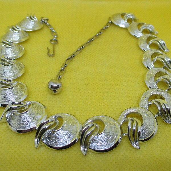 NEVER WORN CORO Necklace Coro Silver Tone Metal Open Textured Round Shape Sections Necklace Coro Vintage Necklace Vintage 1960s Coro Jewelry