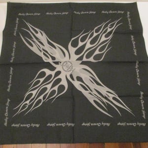 Harley Davidson Bandana Harley Owners Group Bandana Black With Gray Flames Harley Davidson Accessories Harley Davidson Headwear Motorcycle