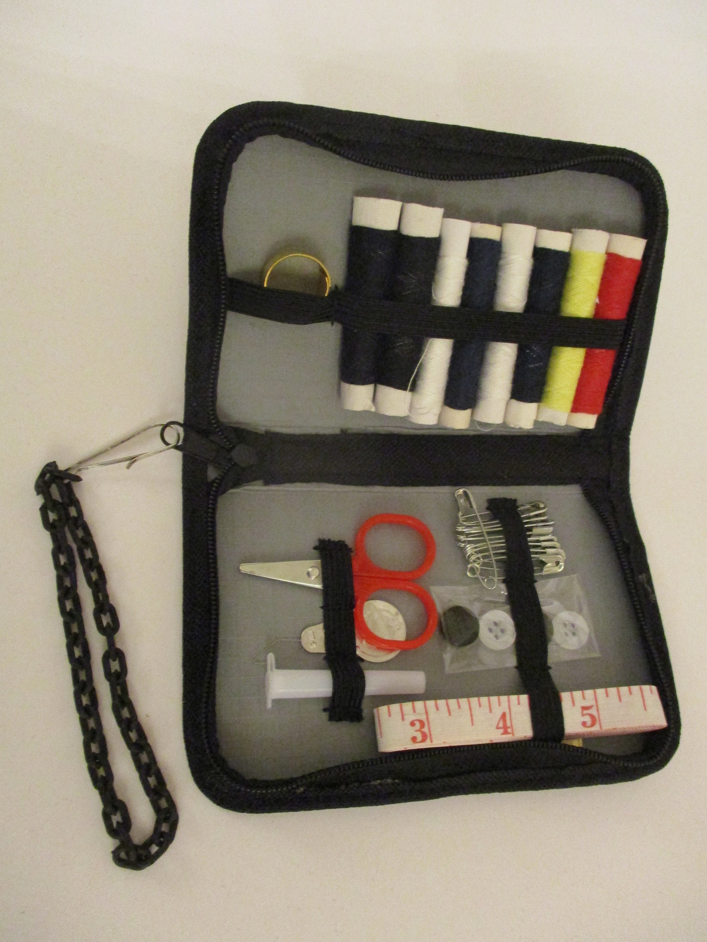 Portable Sewing Kit 32 Piece Travel Sewing Kit Fabric Sewing Kit Chain  Wristlet Strap Needle Threat Tape Measure Scissors Button Safety Pin 