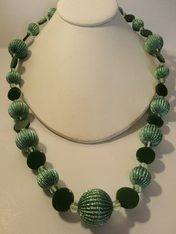 BAKELITE NECKLACE Green Bakelite Flat Disc Beads,… - image 3