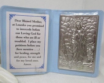 VTG Blessest Mother Of Lourdes Pocket Shrine Embossed Silver Tone Metal 3-D Relic Light Blue Plastic Folding Prayer Cover 3 Available Unused