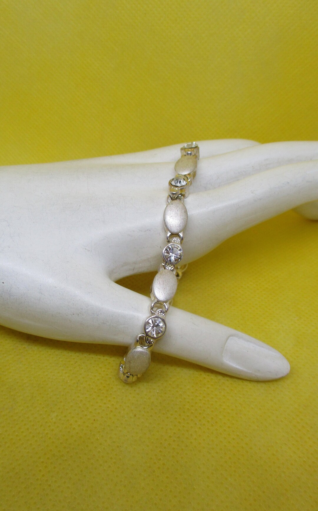 Vintage Crystal Rhinestone Bracelet Matt Silver Tone Metal Rhinestone