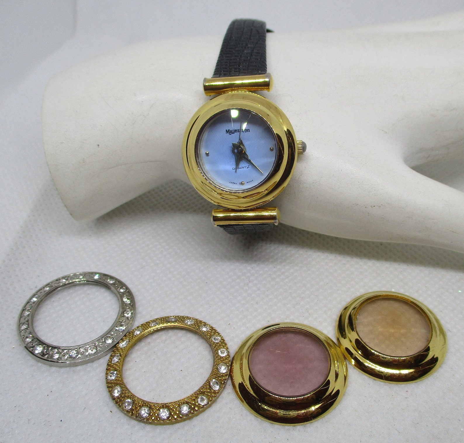 MAJESTRON INTERCHANGEABLE Bezels Women