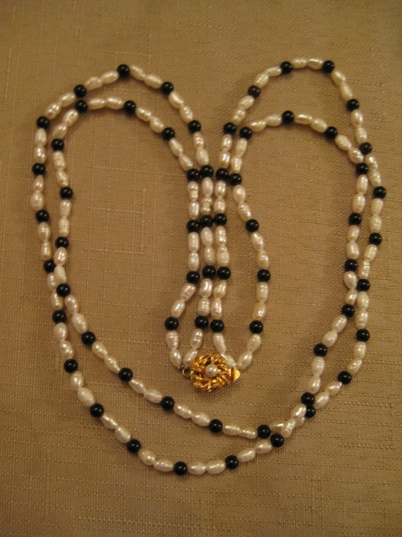 Genuine SEED PEARL Genuine ONYX Double Strand Nec… - image 8