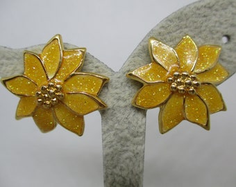 Avon Yellow Enamel Sparkle Poinsettia Pierced Earrings Enamel Gold Tone Metal Pierced Earrings Gold Tone Sparkle Earrings Avon Jewelry