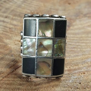 Navajo Sterling Silver Mother Of Pearl Onyx Inlay Ring Size 11.5