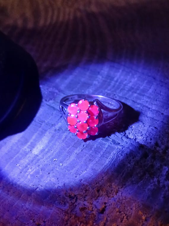 Ruby Cluster Ring 10k Yellow Gold Size 7 - image 8