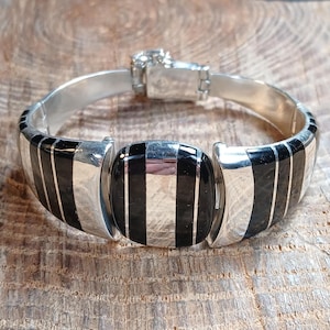 Inlaid Onyx & 950 Silver Hinged Bangle Bracelet 7.25"