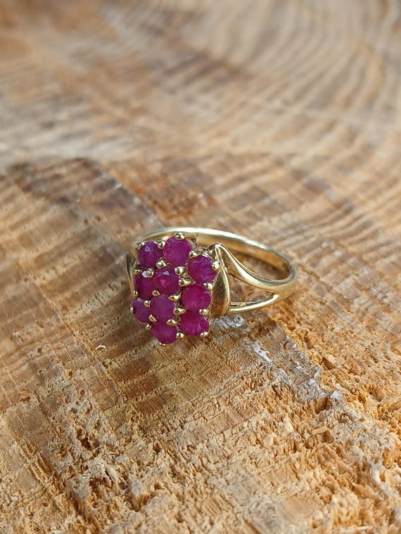 Ruby Cluster Ring 10k Yellow Gold Size 7 - image 3