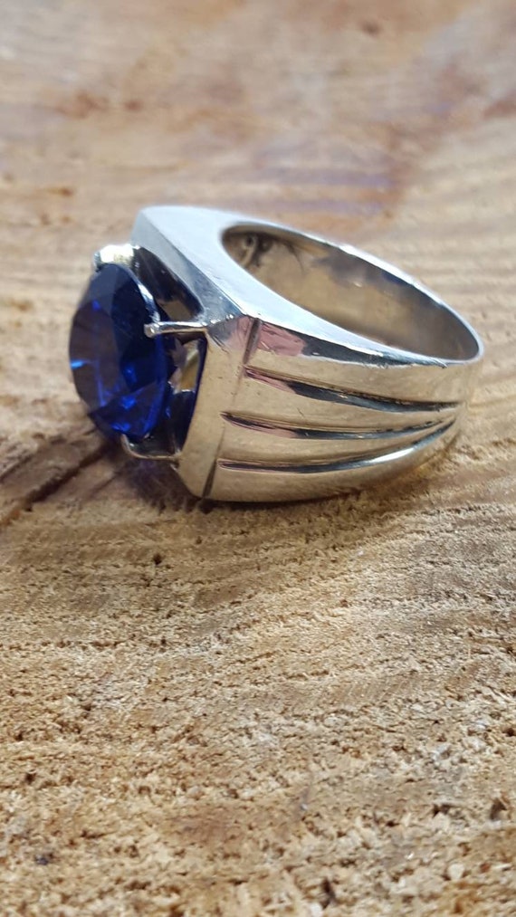 Sterling Silver Blue Glass Ring Size 10.25