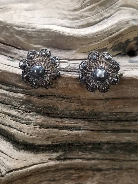 Siam Flower Filgree Earrings Sterling Silver - image 1