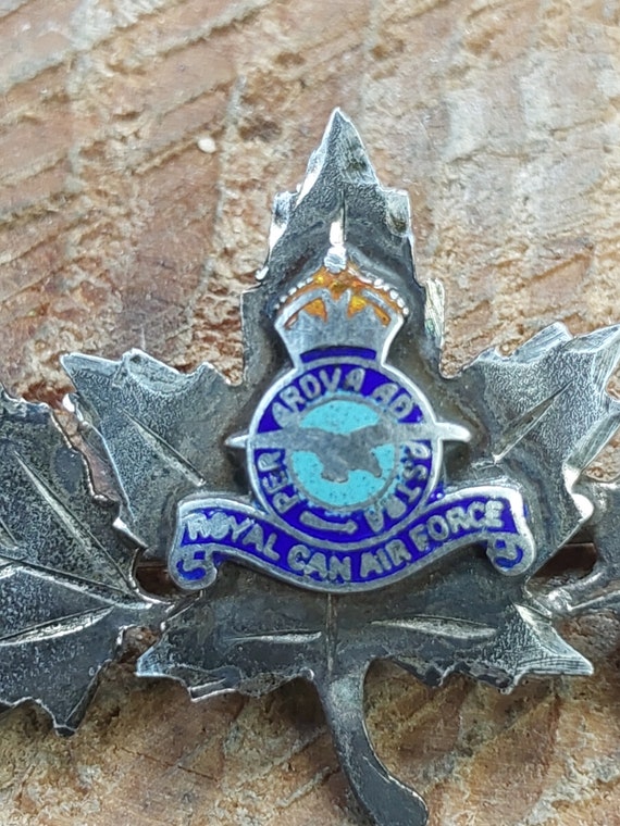 Sweetheart Royal Canadian Air Force Sterling Silver P… - Gem