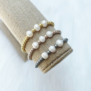Three Pearl Bracelet | gold and pearl stacking bracelet | bridal gift | pearl bracelet | freshwater pearl bead bracelet | stacking bracelet