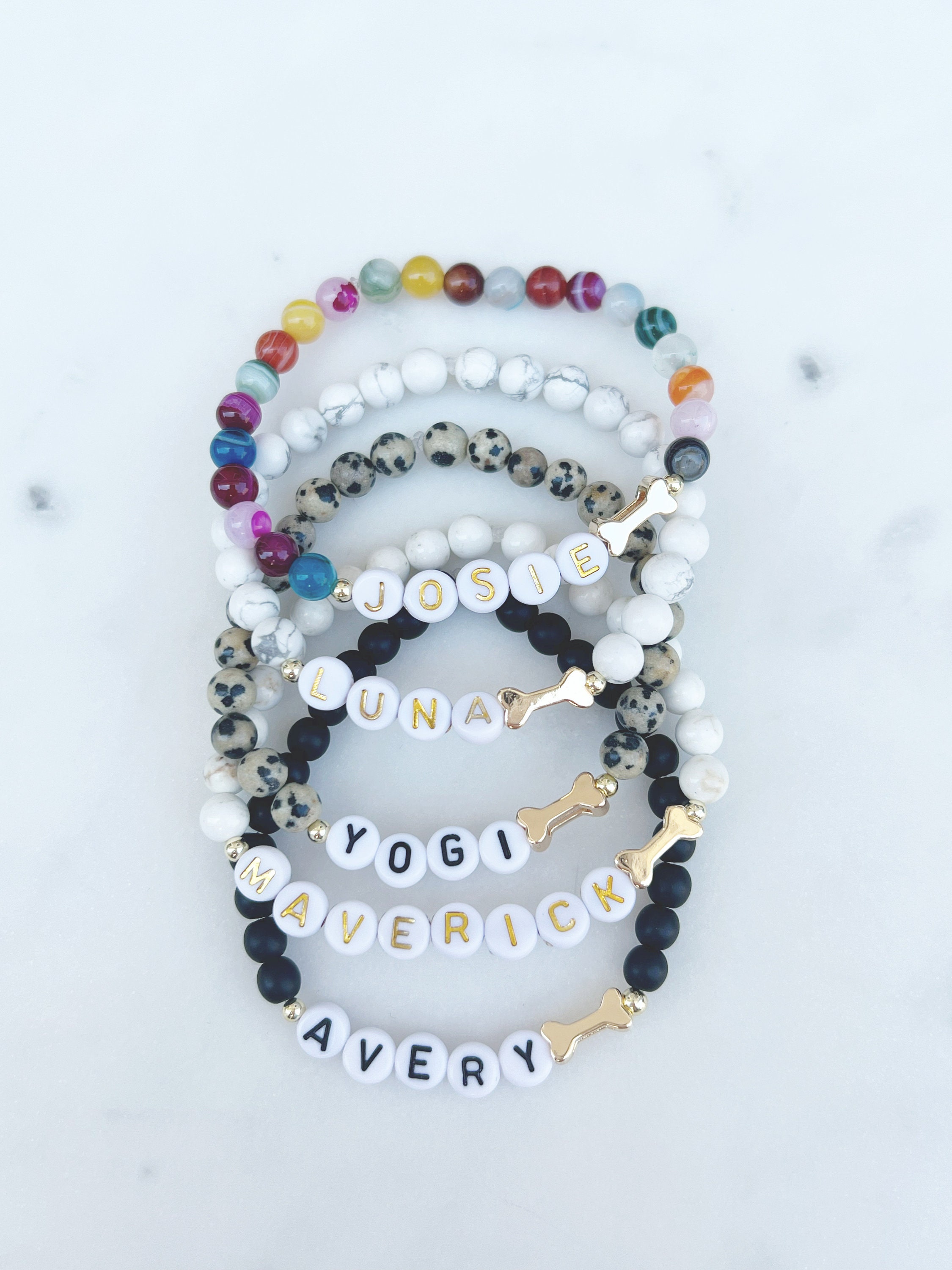 Personalized Pet Name Bone Bracelet with Beads, Gold Bone Bracelet, Stretch Chain, Pet Memorial Jewelry, Gift for Dog Mom/Pet Lovers