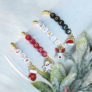 Christmas Custom Charm Bracelets by Sarahndipity Jewelry || beaded, stretch, Christmas bracelet, reindeer, santa, gingerbread, holiday