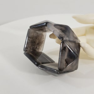 Vintage 1980s Smoky Gray Lucite Stretch Bracelet - Pyramid Shaped Pieces
