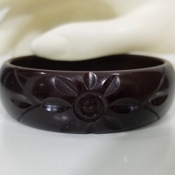 Vintage Carved Bakelite Bangle - Brown - Reddish Brown - Art Deco - 1930s - Catalin