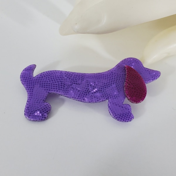 Signed Léa Stein Purple Basset Hound Brooch - Laminated Cellulose Acetate - Made in France