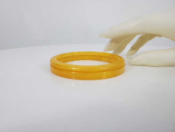 2 Pineapple Bakelite Spacer Bangles - Transparent… - image 4