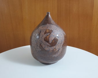 Vintage Ceramic Vase with Wax Resist Pattern - Reddish Brown - Signed B. Cunningham, 1973