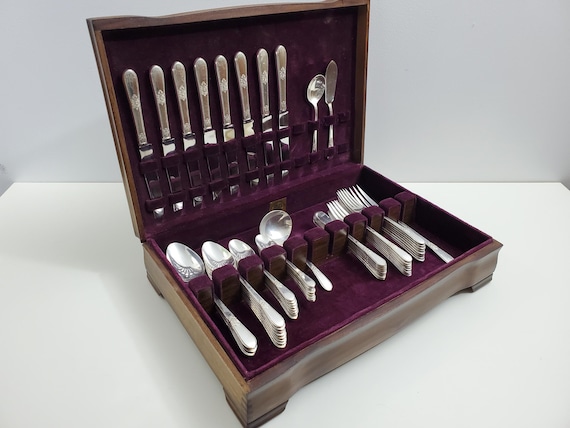 63 Pieces Adoration Silver Plate Flatware 1847 Rogers Bros 7 Piece Service for 8 and and Serving Pieces Chest International Silver Etsy